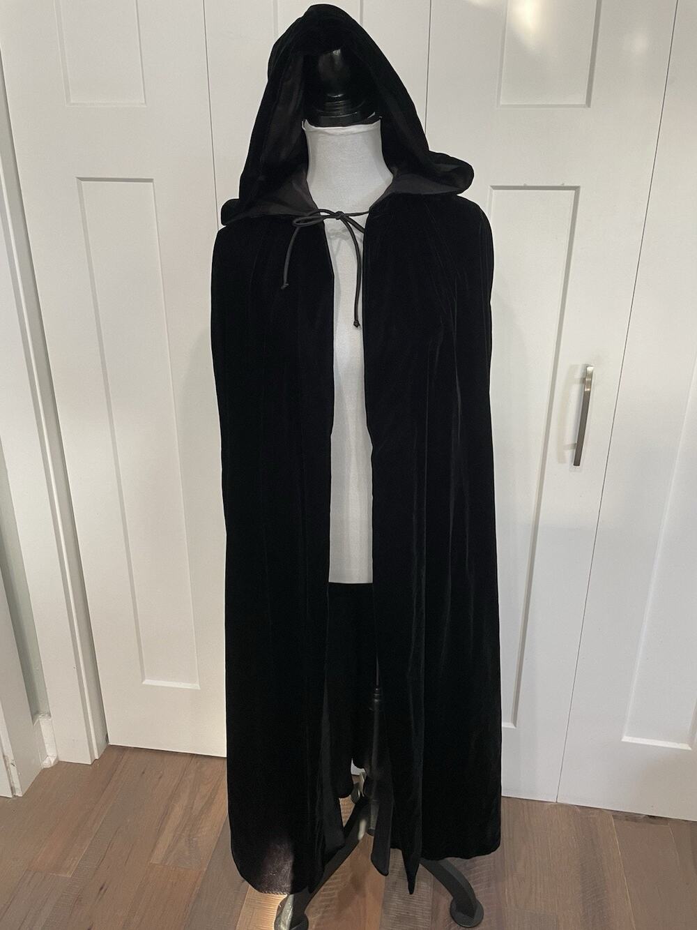 Vintage Black Dave And Johnny Velvet Satin Lined Opera Cape Hood And Arm Holes